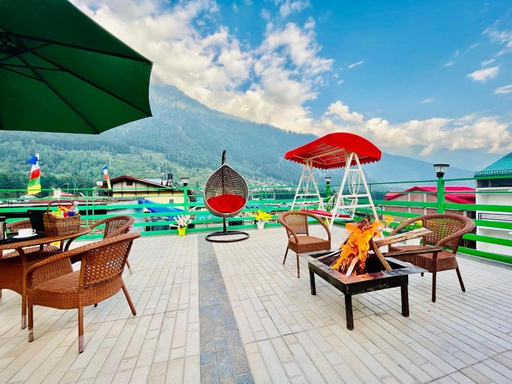 Vista Resort - Managed By The Four Season, Close To Manali Mall Road ภายนอก รูปภาพ